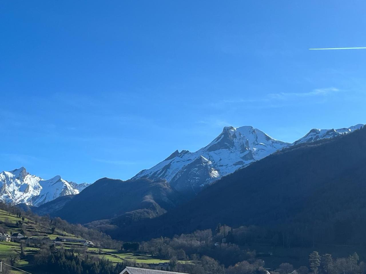 Appartement Cocoon Avec Jardin Et Vue Montagne Laruns Kültér fotó