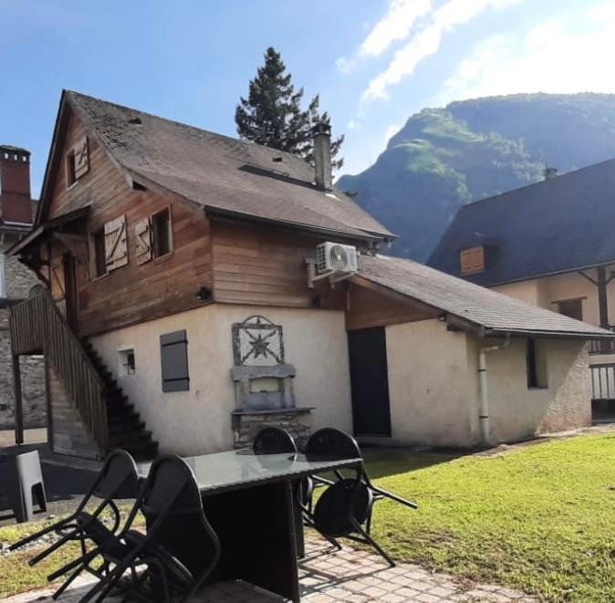 Appartement Cocoon Avec Jardin Et Vue Montagne Laruns Kültér fotó